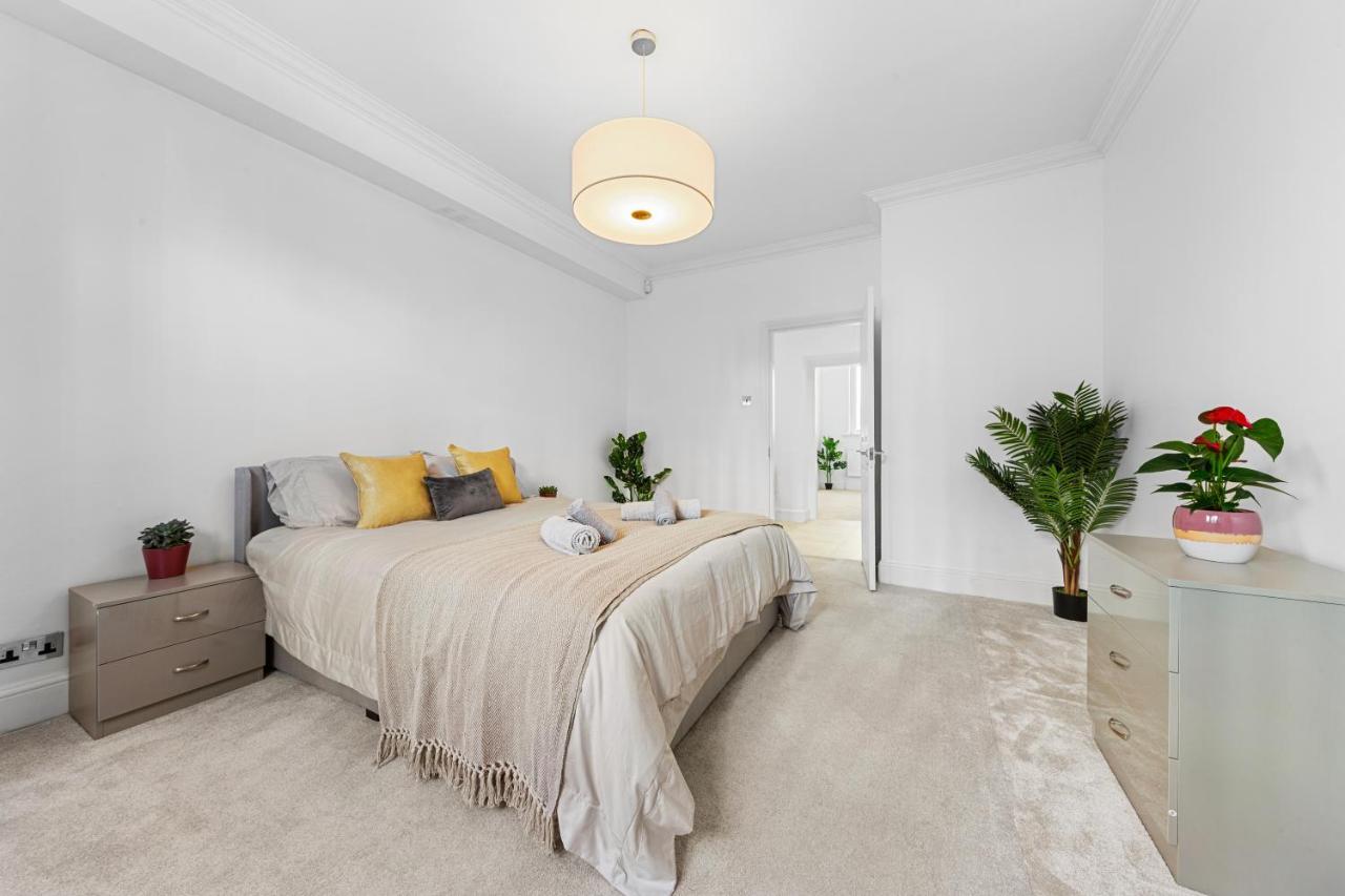 Апартаменты Harrods 2 Bed Lux Flat W/Patio Лондон Экстерьер фото